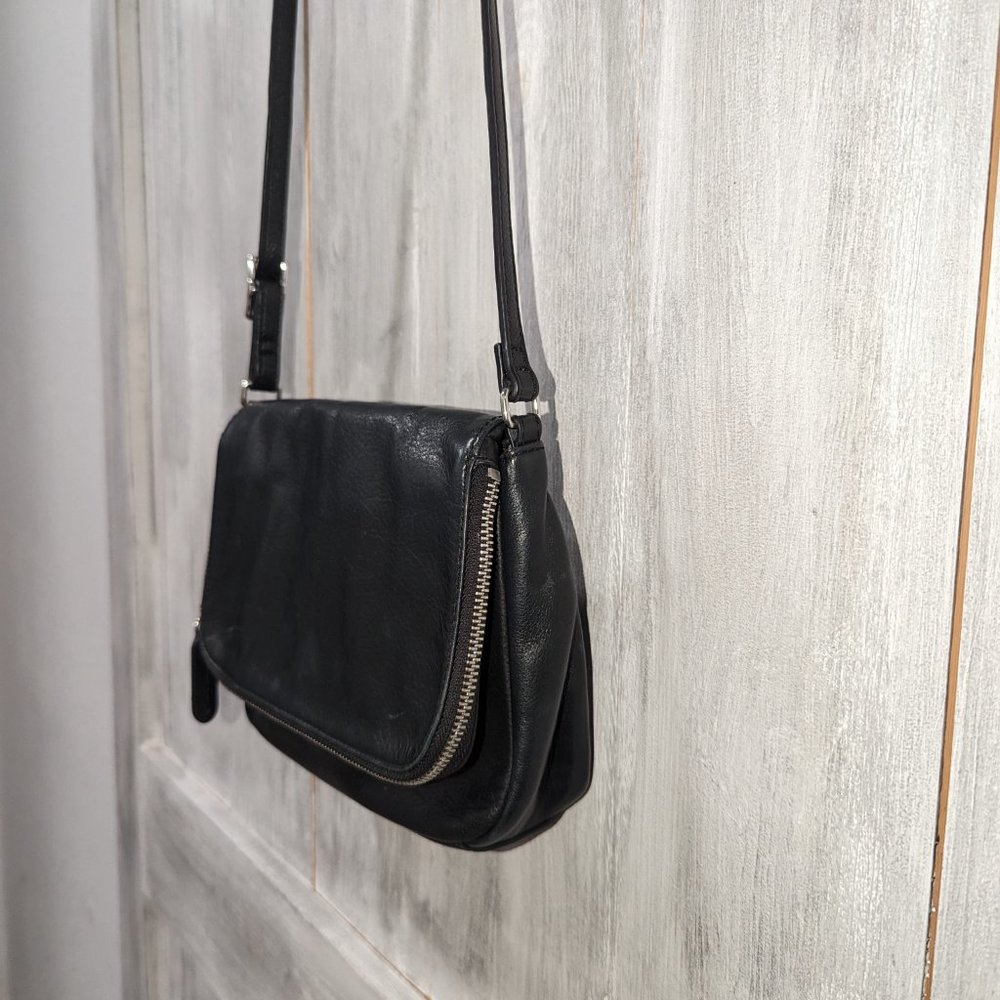 Margo New York Natalie Zip Flap Crossbody leather - Picture 3 of 11